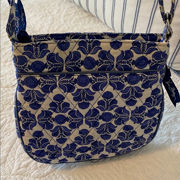 Vera Bradley bundle of small crossbody and shoulder tote bag - Picture 3 of 14